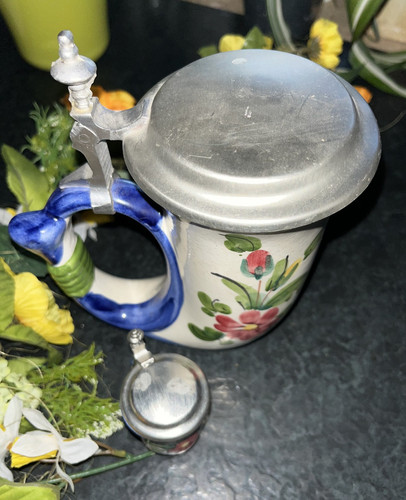 Bierkrug mit zinndeckel - bierkrug,