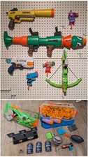 NERF Sammlung Fortnite Waffen, Zielscheibe, Darts, viel Zubehör + X-Shot Waffe 