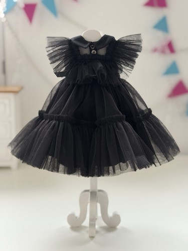 Schwarzes kleid - kleid, im