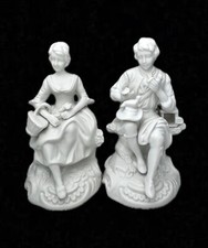 Figurenpaar aus unglasiertem