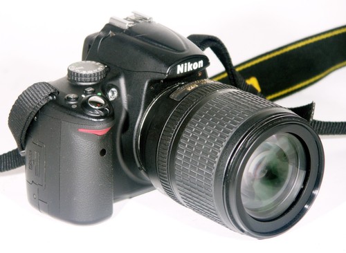 Nikon d5000 digitale - nikon,