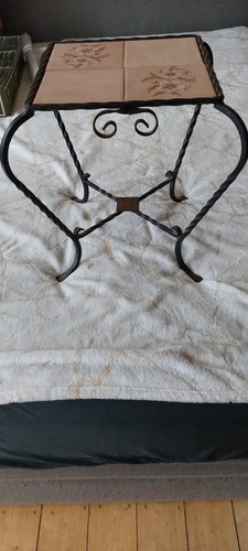Vintage blumenhocker aus - vintage,