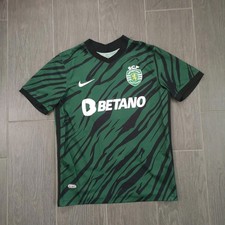 Sporting Lissabon Trikot Größe: S 2021/22 Fußball Streatwear Fans Mode Nike
