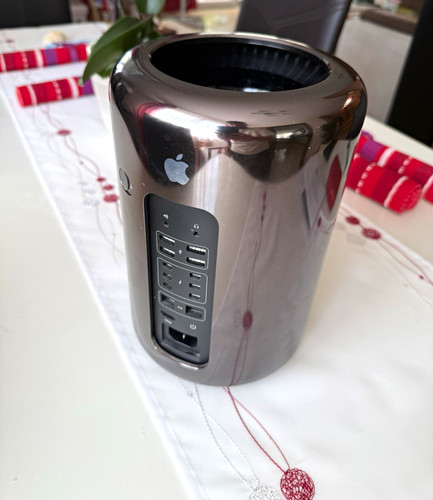 Apple mac pro a1481 - 6,1,