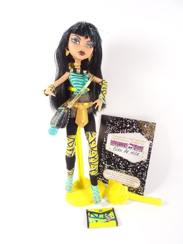 Monster high doll school - high,