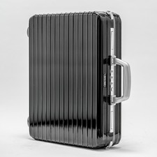 Rimowa Limbo Attache Aktenkoffer Notebook pre LVMH Schwarz Zahlenschloss