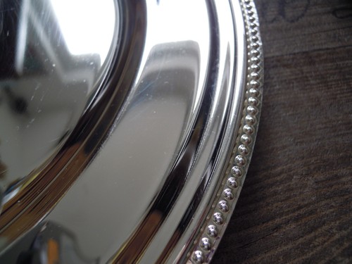 Platzteller mit perlrand - platzteller,