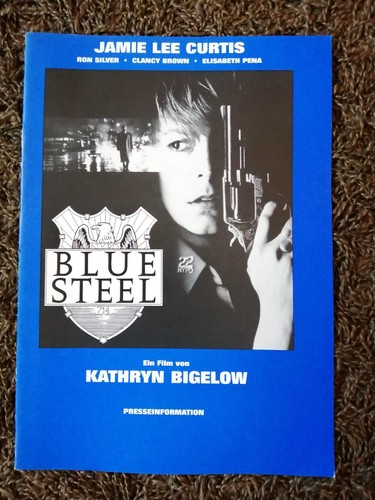 Blue steel jamie lee - jamie,