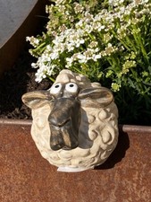 Keramik Zaunfigur bauchiges Schaf braun - Höhe 8 cm