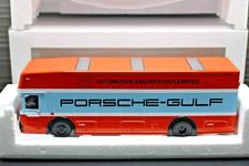 1:43 TRUCK Mercedes-Benz "1970 - Porsche GULF" OVP - 12203 PREMIUM CLASSIXXS