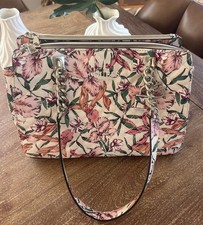 GUESS  wunderschöne Tasche