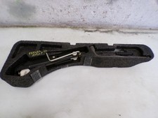 Wagenheber Opel Astra F CC Bordwerkzeug Radschlüssel Schraubendreher Box *F85433