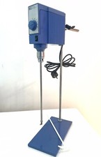 labor Rührwerk IKA RW16 basic mit stativ mit Rühren 2stück