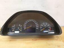 Mercedes W210 S210 E320CDI Diesel Mopf Kombiinstrument VDO Tacho A2105401611