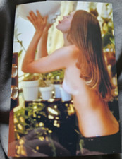 Akt Erotik Nude Frau kleiner Busen, übt küssen an einer Statur (15X10) Foto