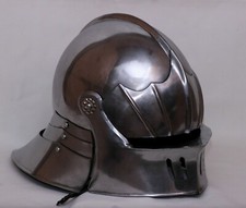 Mittelalterlicher Stahlhelm, Replik eines deutschen Schaller-Ritterrüstungshelms