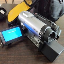 Sony DCR-DVD110E Camcorder –