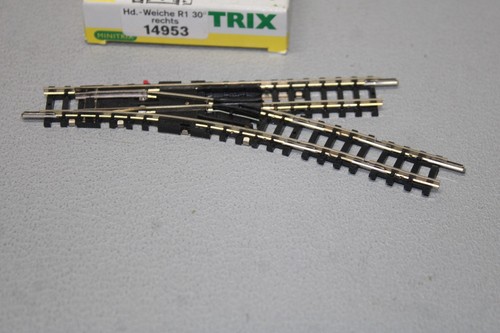 Minitrix 14953 weiche rechts - weiche,