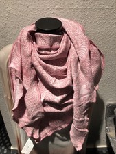 Invero Dreieckstuch Model