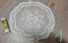 Spitzendeckchen Verschiedene