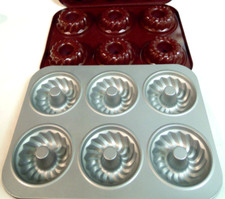 Fast NEU 2 x Mini Gugglhupf Form 6erBackblech Backform Kuchen Cake Förmchen