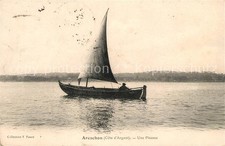 Arcachon Gironde Une Pinasse