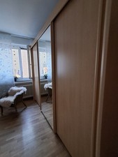 schlafzimmerschrank ab SOFORT  3schwebetüren mit spiegel