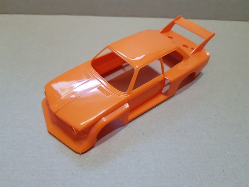 Bmw 320 karosserie passend - 1,