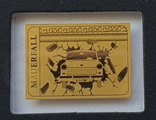 DDR MAUER FALL / TRABANT /