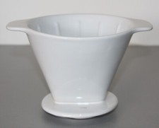 Tchibo Porzellan Kaffeefilter Größe 4 - Dauerfilter 4 Loch mit seitl. Handhaben