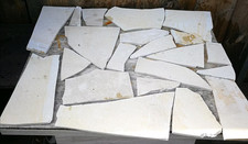 Polygonalplatten Terrassenbelag mit mediterranem Charakter