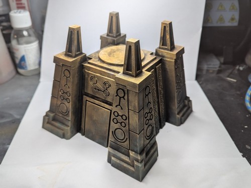 Royal space robot - royal,