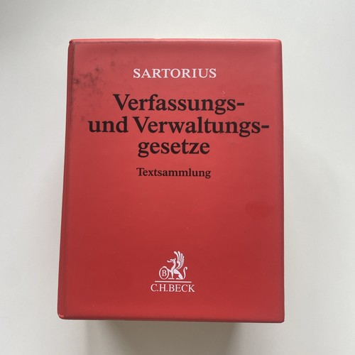 Verfassungs und - verfassungs-,
