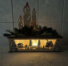 NEU* LUMIDA Xmas LED-Holzdekoration Kerzen-Silhouette & Wintersezene Timer (1324