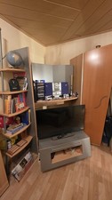 Kleine TV Wand mit Schrank und