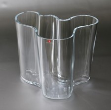 littala Glaswerke Vase Savoy, Design. Alvar AAlto, H. ~ 16cm, ~ 1,3kg, ~ Vintage