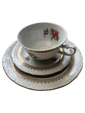 Vohenstrauss Johann Seltmann Kaffeetasse Untertasse Kuchenteller Porzellan Weiß