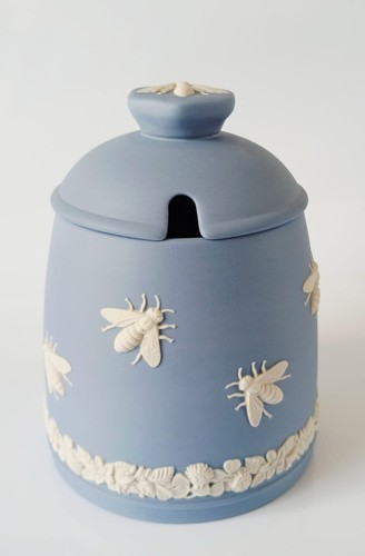 Wedgwood blue jasper - wedgwood,