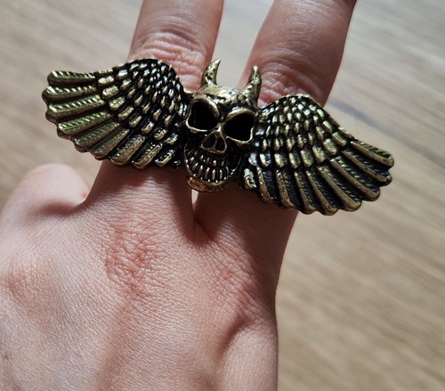 Totenkopf flügel ring gothic - totenkopf,