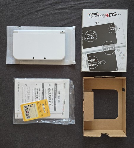New nintendo 3ds pearl - new,