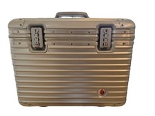 Rimowa Pilotenkoffer Topas Trolley Vodafone Limited Edition