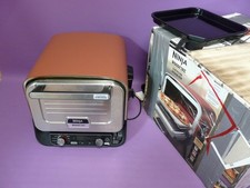 Ninja Woodfire OO101EU Outdoor-Ofen, 8-in-1-Pizza- Ofen, BBQ-Smoker mit Bratrost