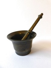 Ein originaler MÖRSER mit dem STÖSSEL aus Bronze aus dem 19. Jahrhundert