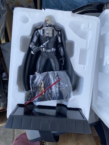 Star wars darth malgus statue - wars,