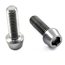 Titan Schraube M6 x 20mm -