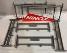 Slot Car Ninco 10201 Set Heber für Autorennbahn 8 Teile