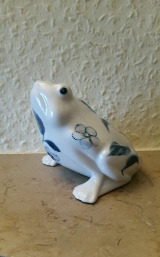 Frosch aus