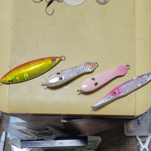 Metal jig set from various