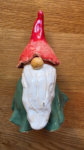 Handgemachter zwerg aus - zwerg, ton