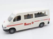 276HO /67 - Wiking H0 - Mercedes Sprinter Bus die Johanniter